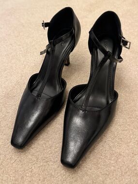 Sleek Black T-Strap Pointed Toe Heels with Ankle Buckle